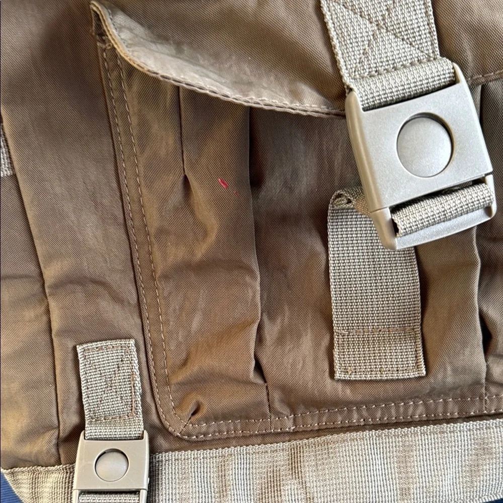 Tommy Bahama Green Backpack with Durable Construction